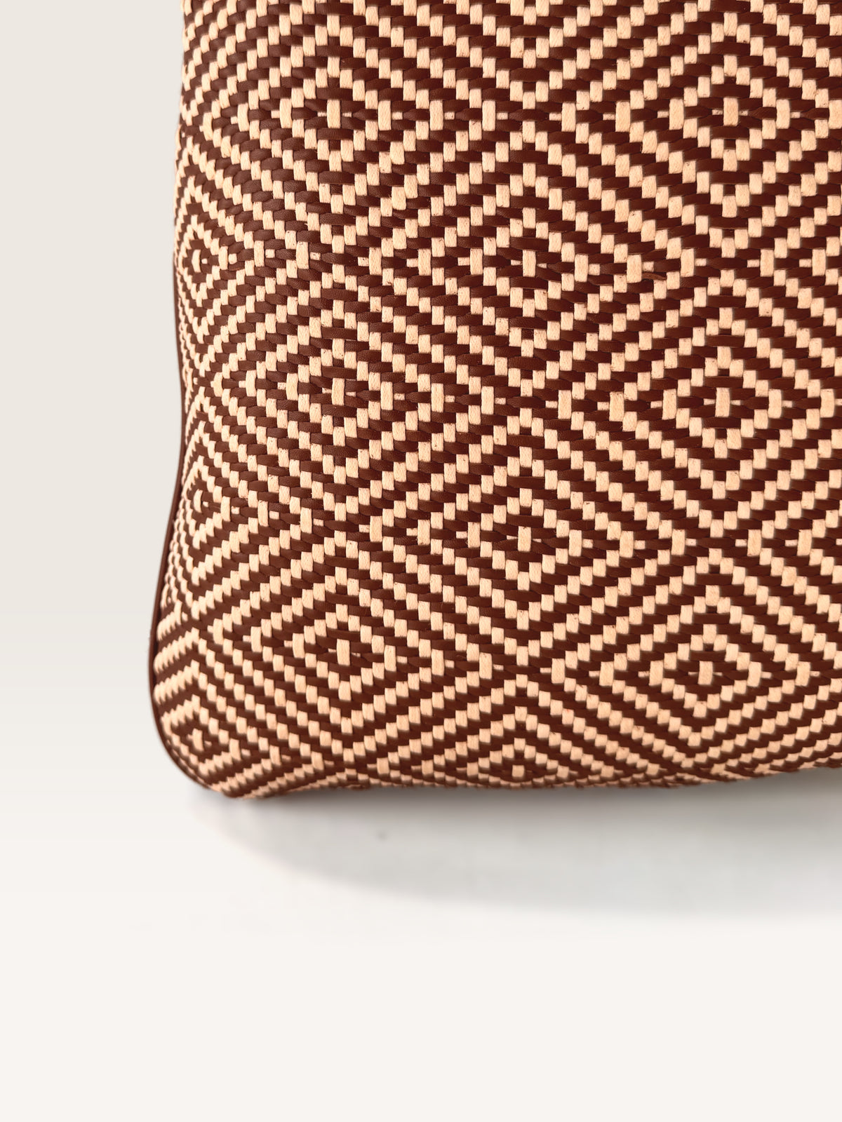 LOSANGE | CHESTNUT ECRU