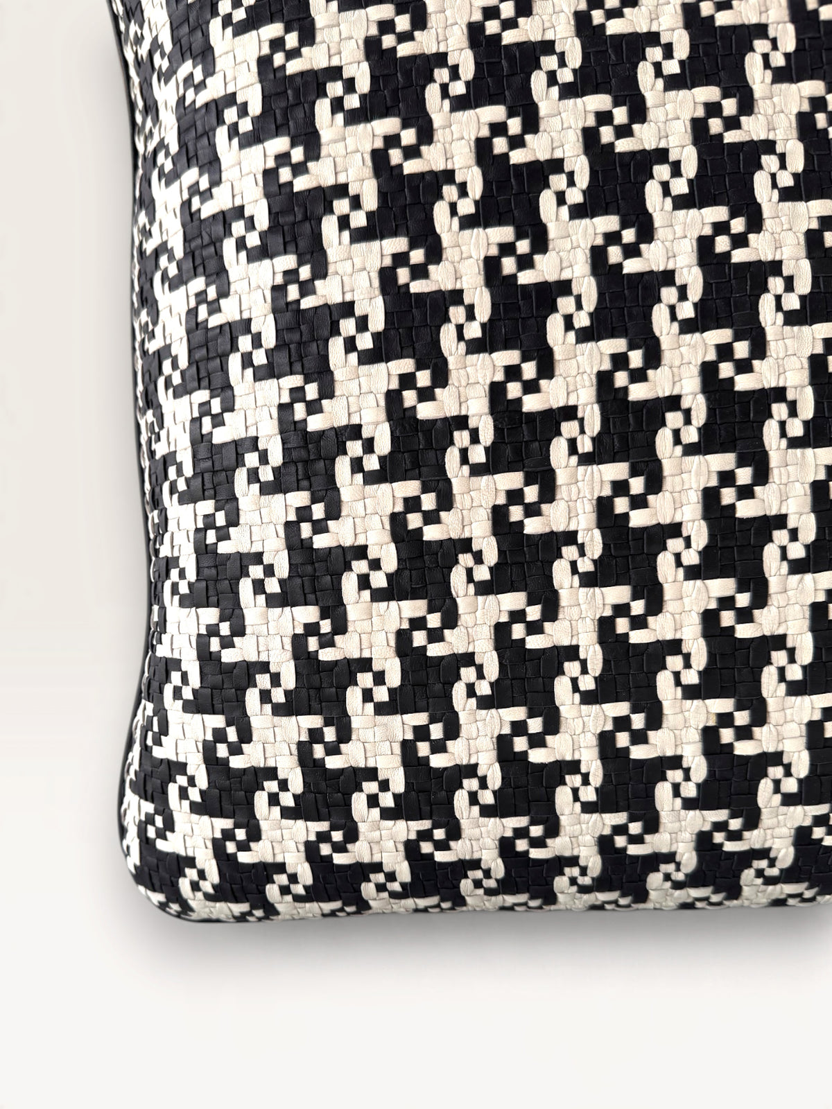 HOUNDSTOOTH CUSHION | BLACK WHITE UNIQUE PIECE