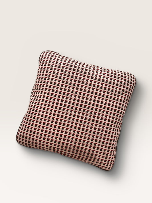 YAMS | CHALK RED BLACK WHITE