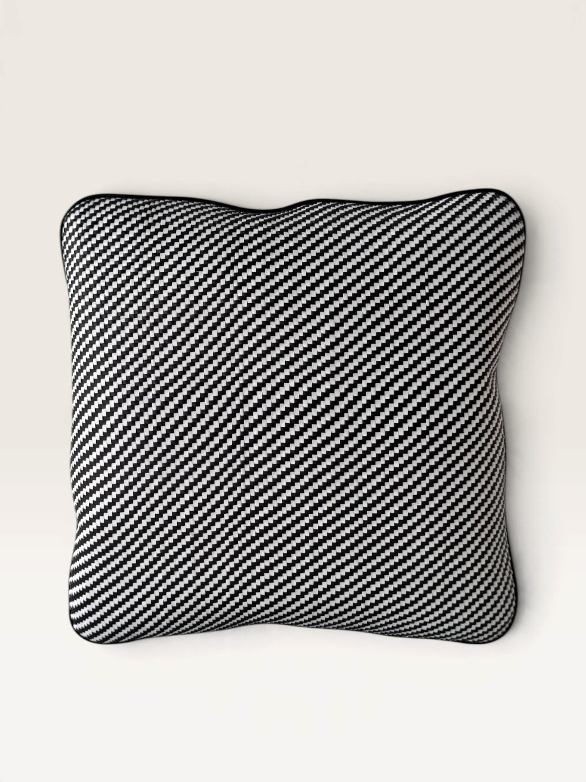 TWILL | BLACK WHITE