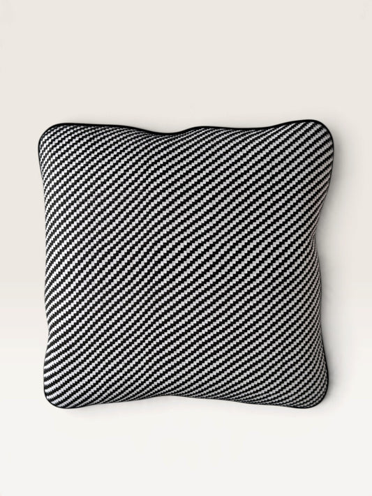 TWILL | BLACK WHITE