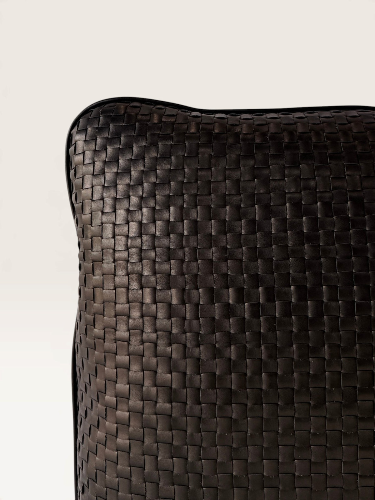 CESAR | BLACK
