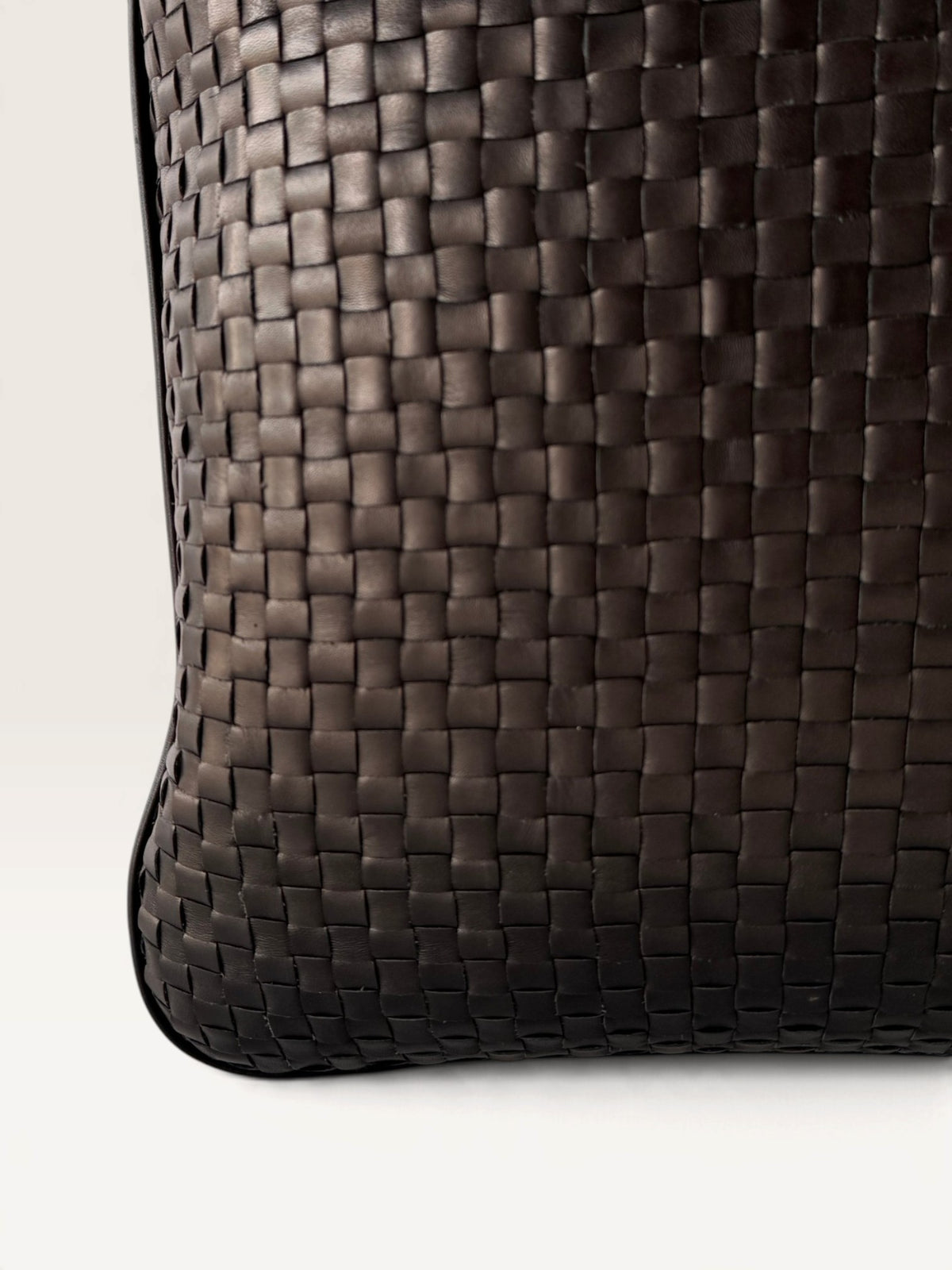 CESAR | BLACK