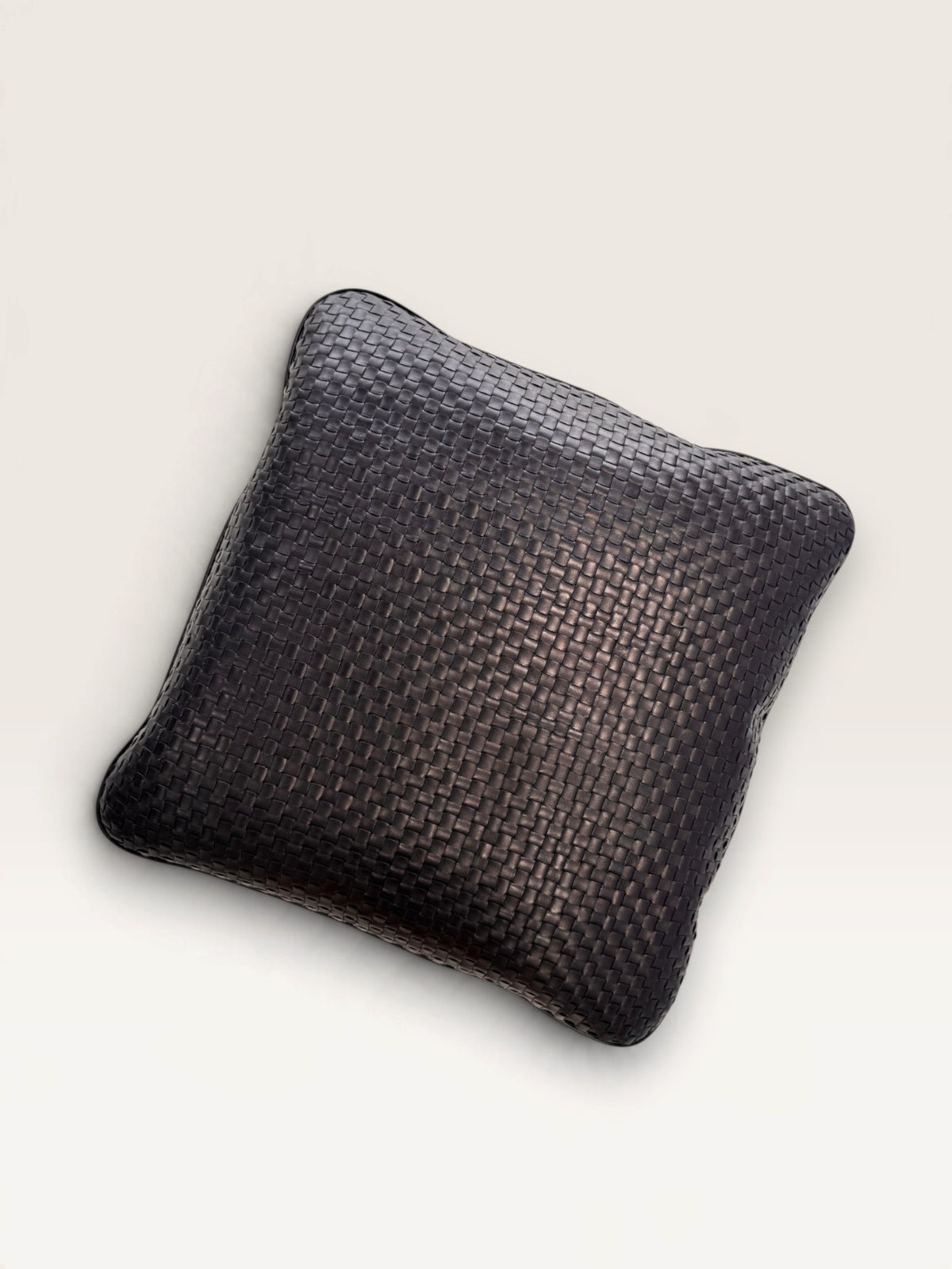 CESAR | BLACK