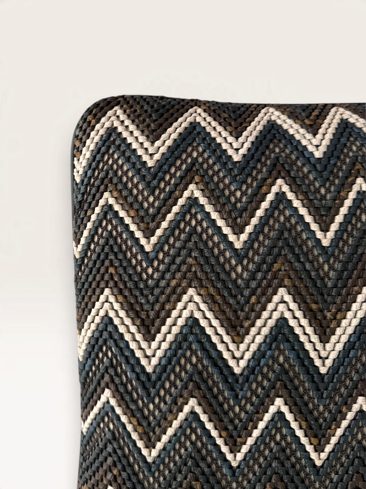 V EMBROIDERY CUSHION | MULTICOLOUR
