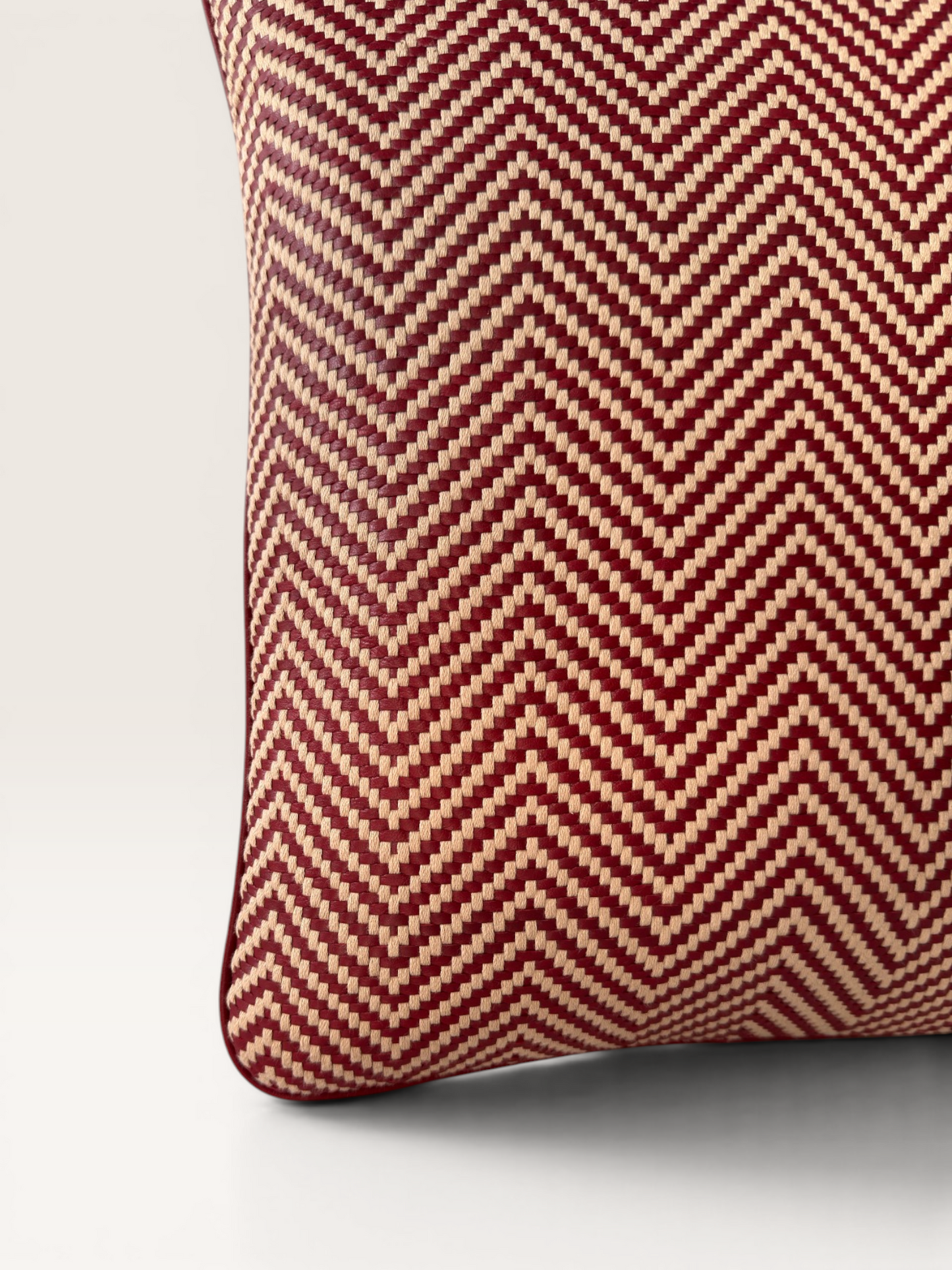 Chevron I Bordeaux Beige